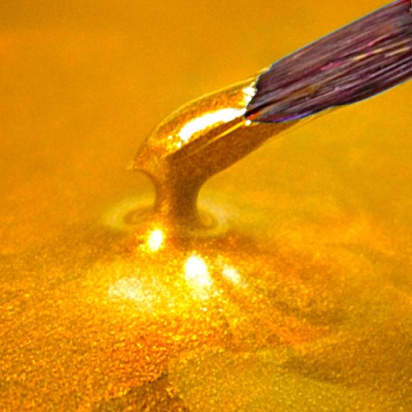 Aur sclipitor pigment metalic